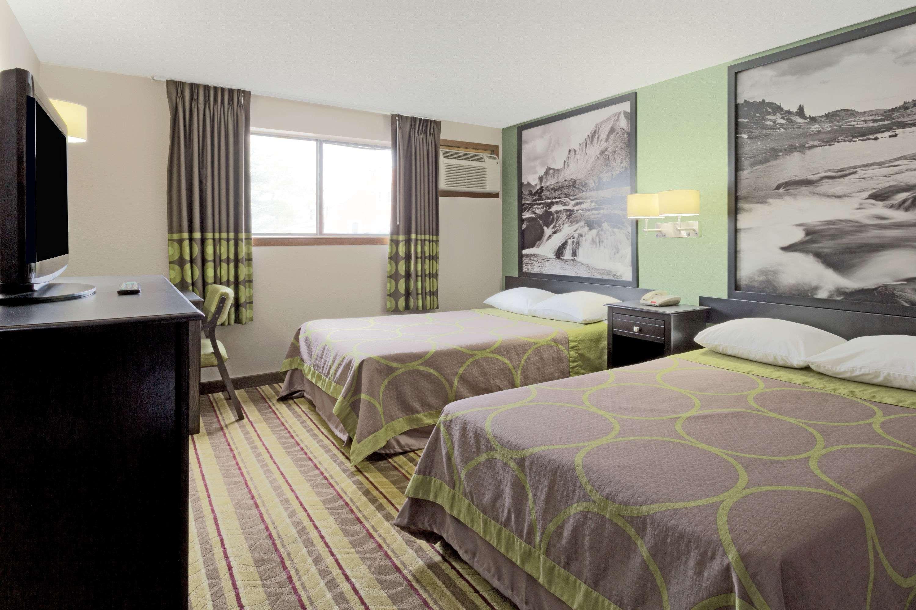 Super 8 By Wyndham Green River Exterior photo